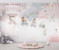 Tapet Personalizat Lumea Animalelor cu animale zburand in trenuletul balon pe cerul cu nori roz - PINK TRAIN FLIGHT