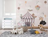 Tapet Personalizat Lumea Animalelor cu carnavalul animalutelor si baloane colorate - EARTHY CARNIVAL