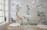 Tapet Personalizat Lumea Animalelor cu animale pictate pe iarba verde si baloane pe cer  - WALKING ANIMALS