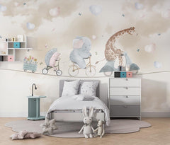 Tapet Personalizat Lumea Animalelor cu animalute pe bicicleta pe franghie cu baloane in forma de inima pe fundal bej - BEIGE HEART BALLOONS