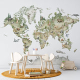 Tapet personalizat micii exploratori pentru copii cu harta lumii pe cu flora si fauna continentelor zoo map