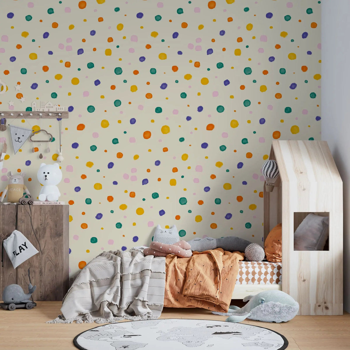 Tapet personalizat inspiratie scandinava pentru copii cu buline multicolore pe fundal galben dots