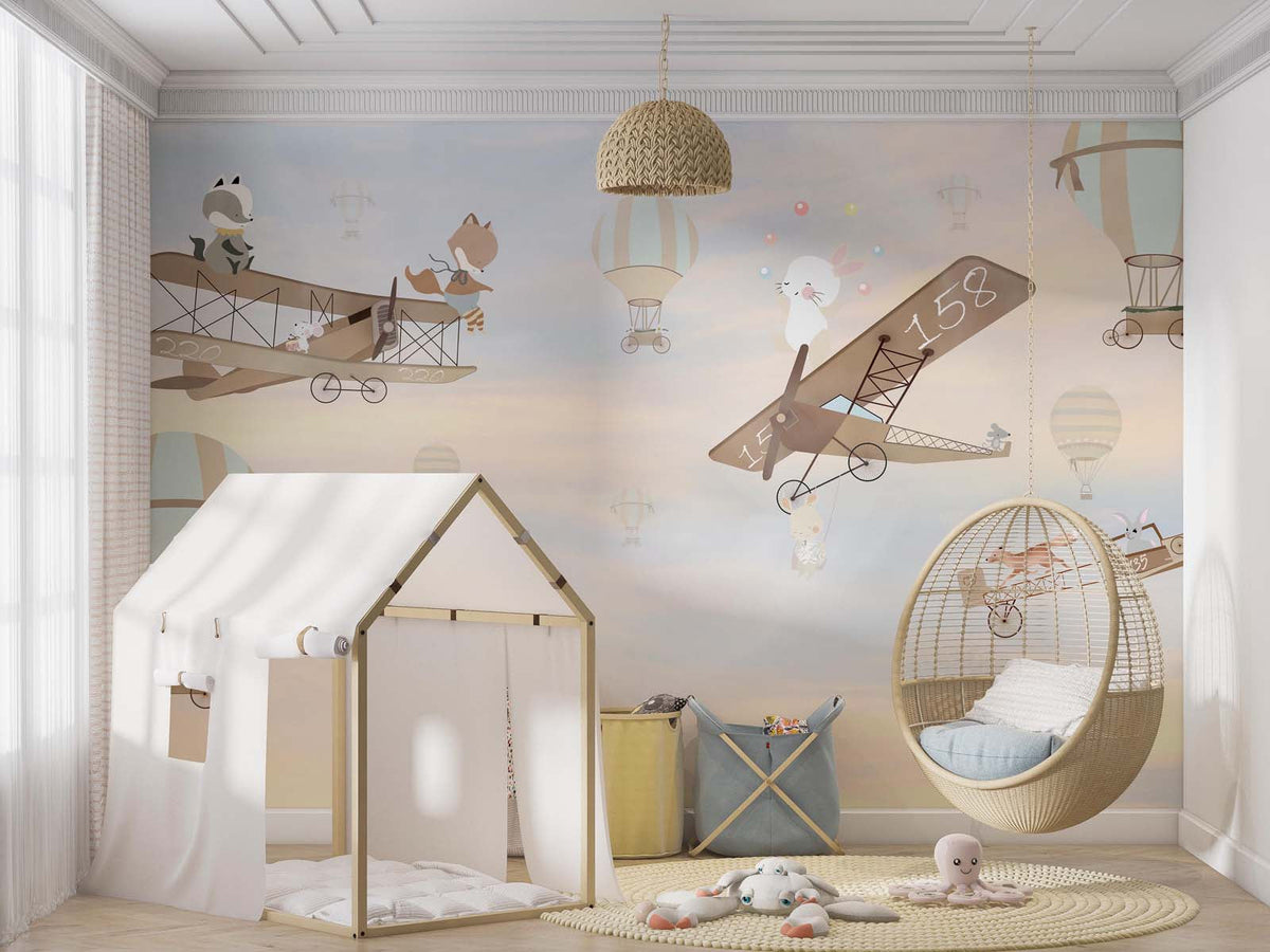 Tapet Personalizat Micii Exploratori cu animale zburand cu avioane pe cerul la apus - SERENE SKIES FLIGHT
