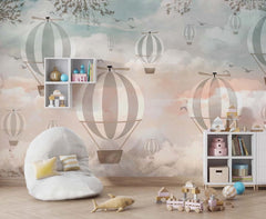 Tapet Personalizat Micii Exploratori cu baloane cu aer cald pe fundal montan in gradient - CLOUDS OVERLAY