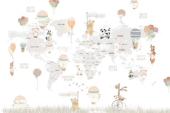 Tapet Personalizat Micii Exploratori cu harta lumii cu animalute plutind cu baloane cu aer cald pe un fundal alb - WHITE CELEBRATION MAP