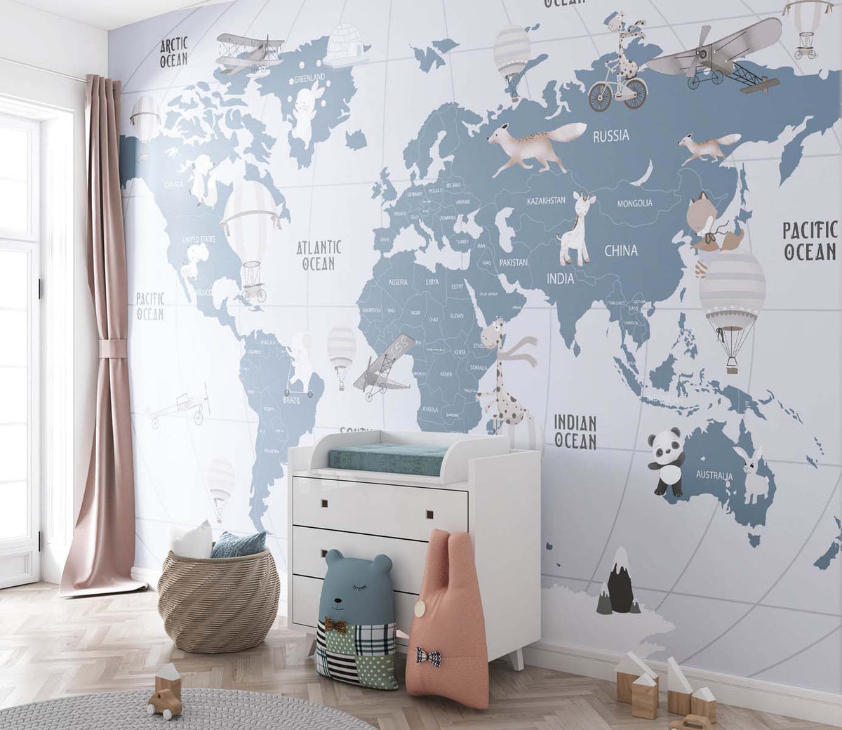 Tapet Personalizat Micii Exploratori cu harta lumii pentru copii in nuante de albastru - LIGHT BLUE MAP