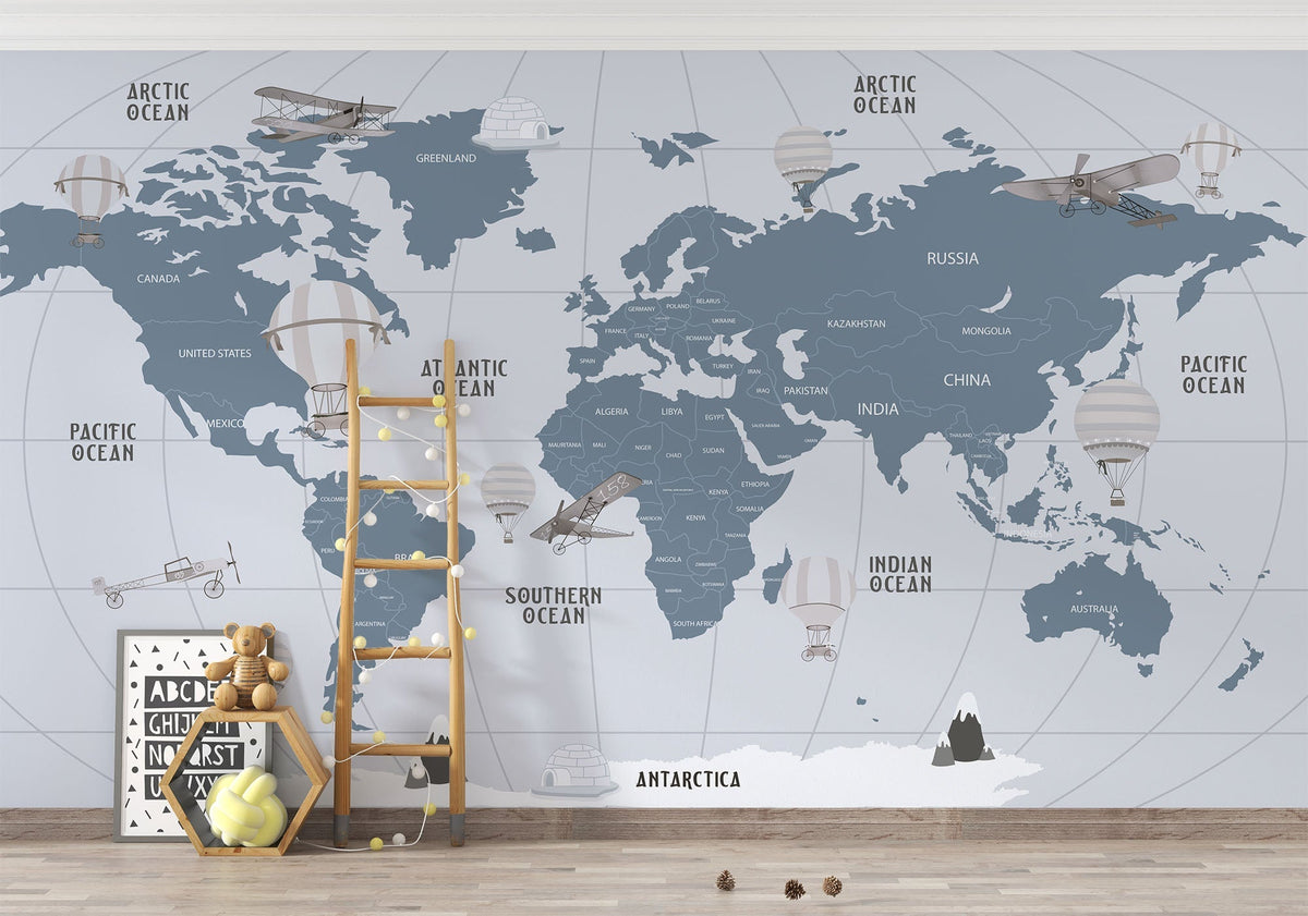 Tapet Personalizat Micii Exploratori cu harta lumii in nuante de albastru si gri - LIGHT BLUE MAP II