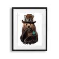 Tablou cu rama destinat copiilor care reprezinta un urs brun purtand o palarie steampunk si tinand o pipa in gura brown bear