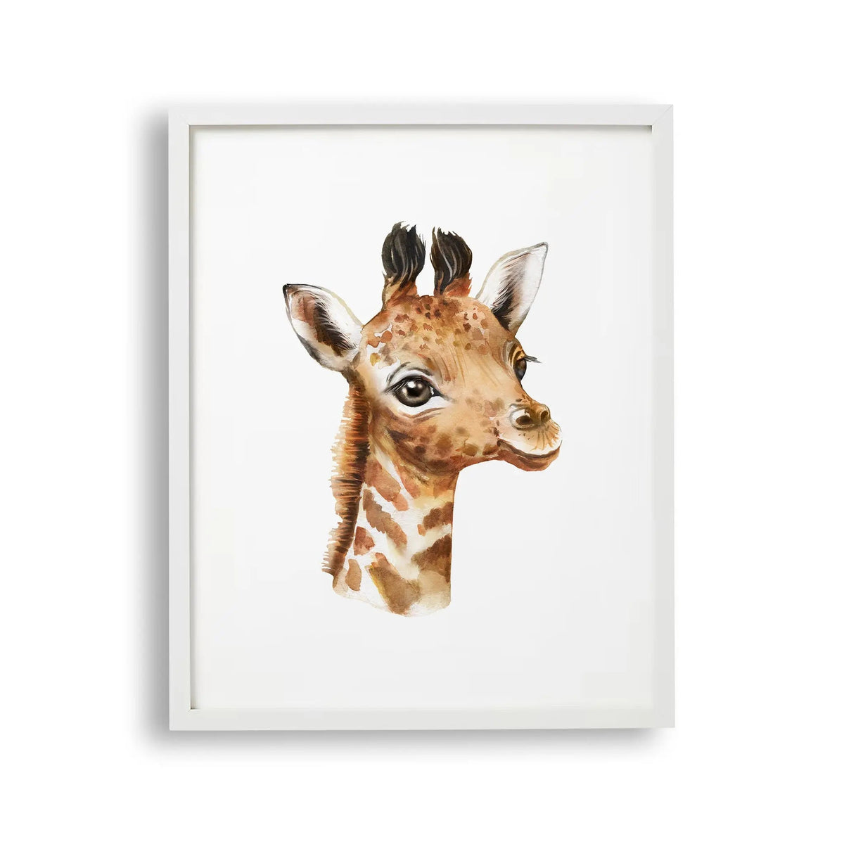 Tablou cu rama pentru copii ilustrand un pui de girafa care arata inocenta si frumusetea acestui animal giraffe gaze